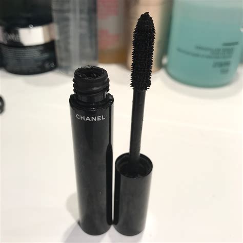 chanel de volume mascara livelifegorgeous|chanel mascara volume.